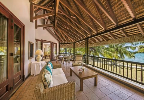 Veranda mit Sitzgelegenheiten