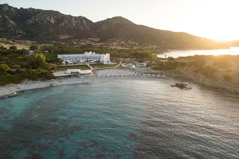 Hotelanlage am Meer