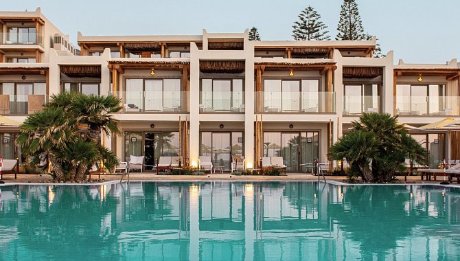 Hotel mit Pool