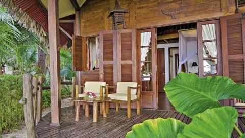 Villen Veranda mit Sitzgelegenheiten