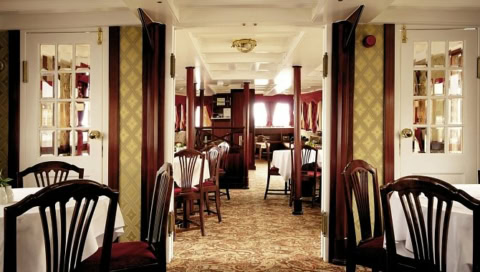 Restaurant im Schiff