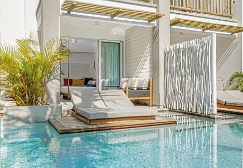 Zimmer Veranda mit direktem Pool zugang