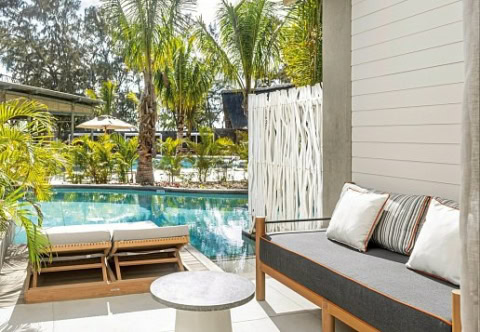 Zimmer Veranda mit direktem Pool zugang