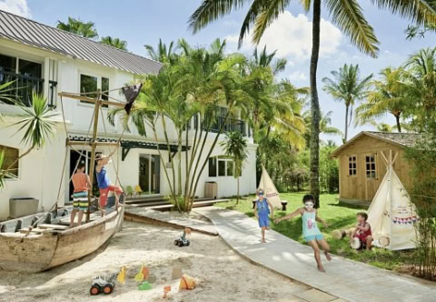 Spielplatz und Gartenanlage