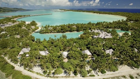 Insel und Hotelanlage